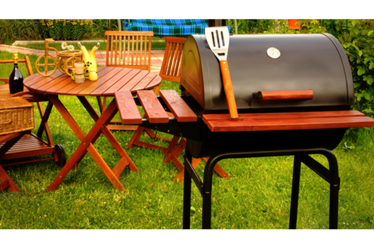 What type of BBQ grill do you use for your backyard party?-Delightful Yard